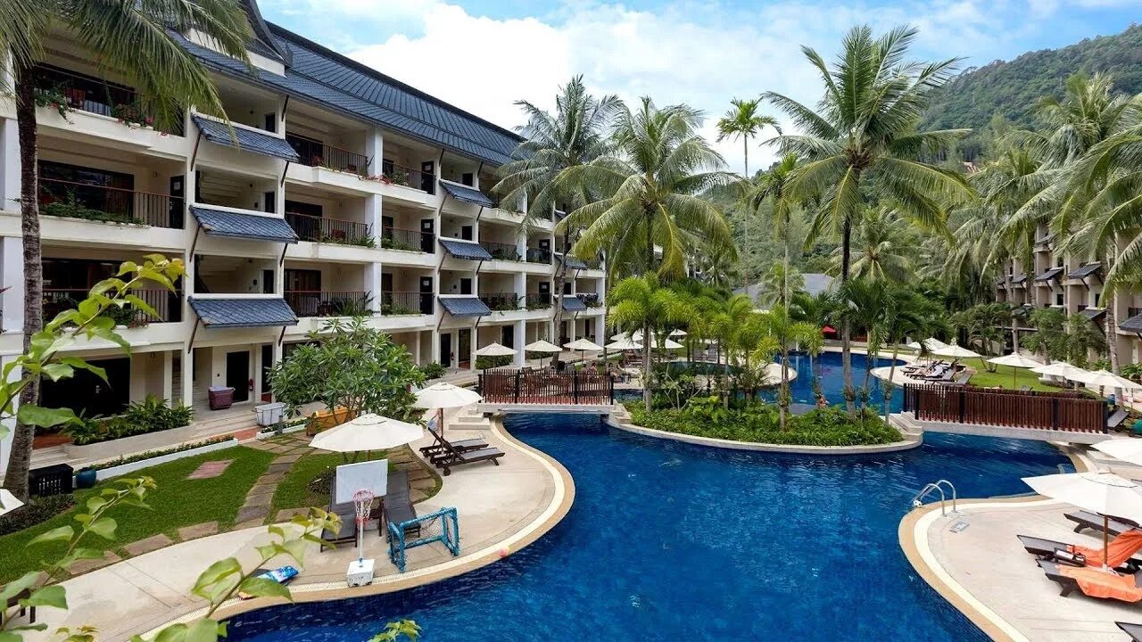 Пхукет отель камала бич. Рэдиссон тайланд резорт пхукет. Radisson kamala beach. Пхукет бич резорт. Рэдиссон пхукет камала.