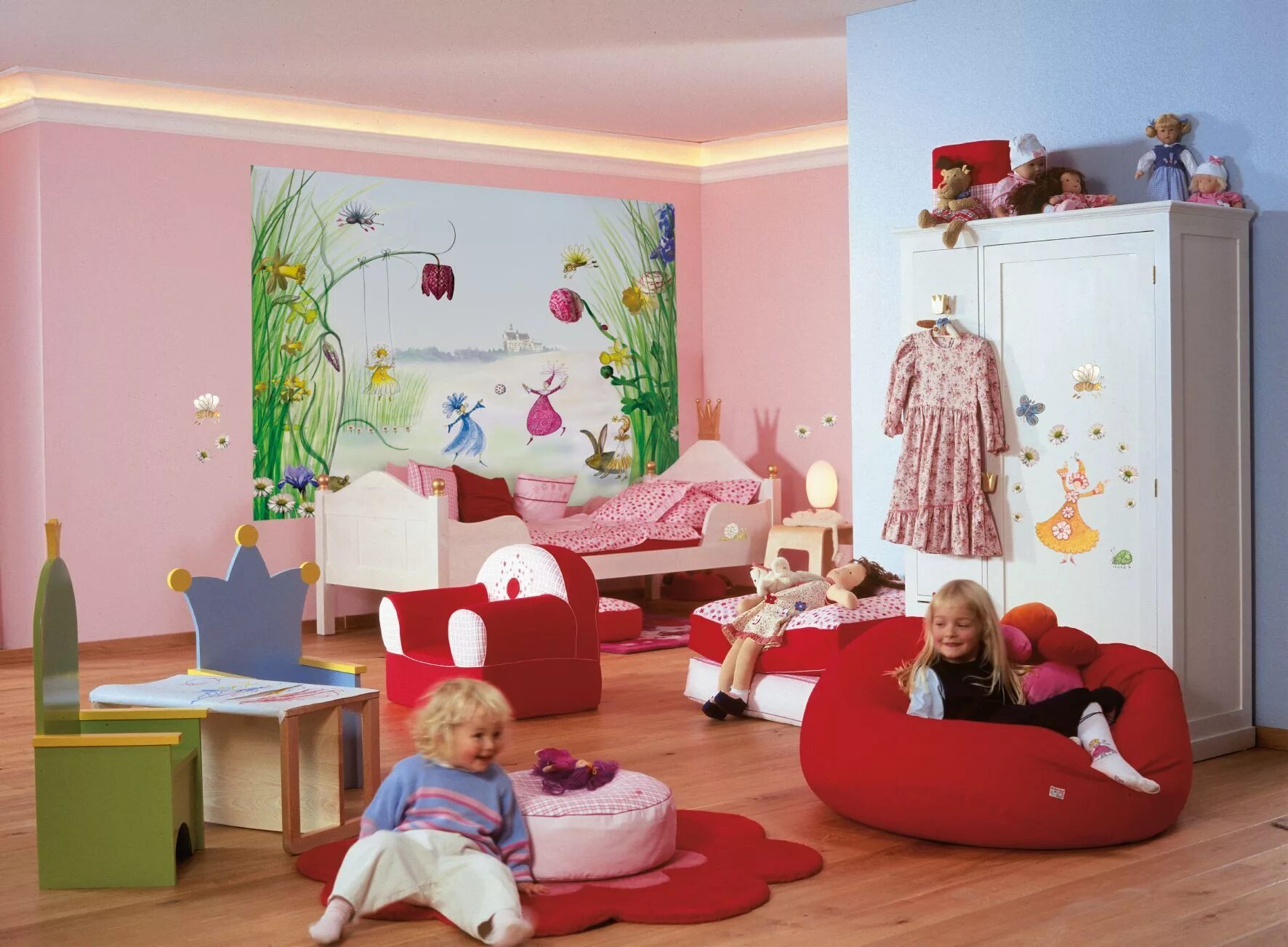 У меня есть новая комната. Игры для девочек моя новая комната. Комната для девочки. Игры my new room. Комната для девочки хеллоу китти.