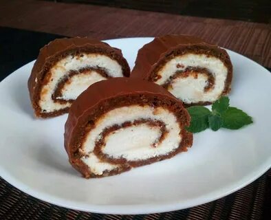 Рулет с печенью и какао