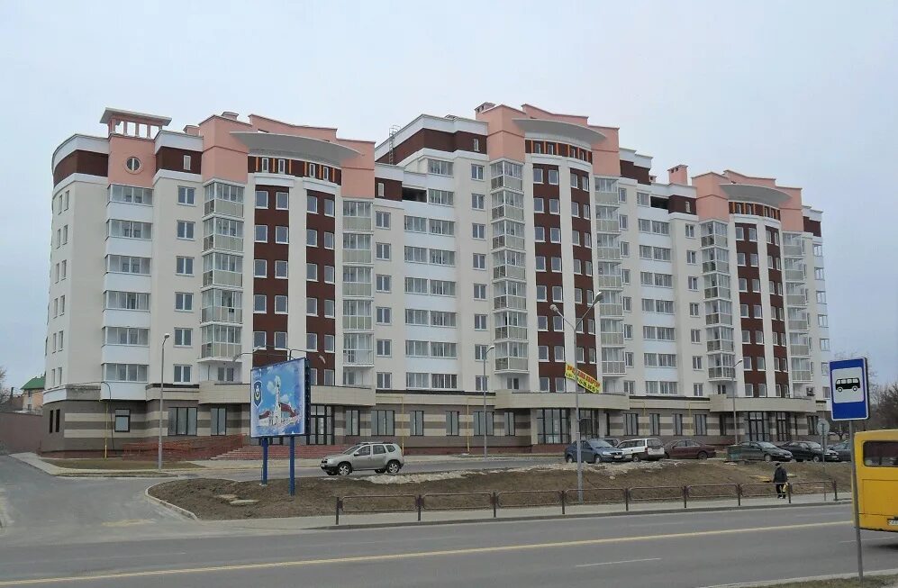 Памятник паровозу п36-0111 орша беларусь. Орша беларусь жд вокзал. Приоритет плюс автошкола. Станция орша. Орша беларусь достопримечательности.