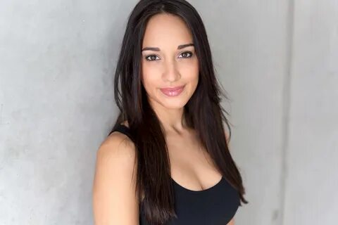 Image of Scarlet Vas.