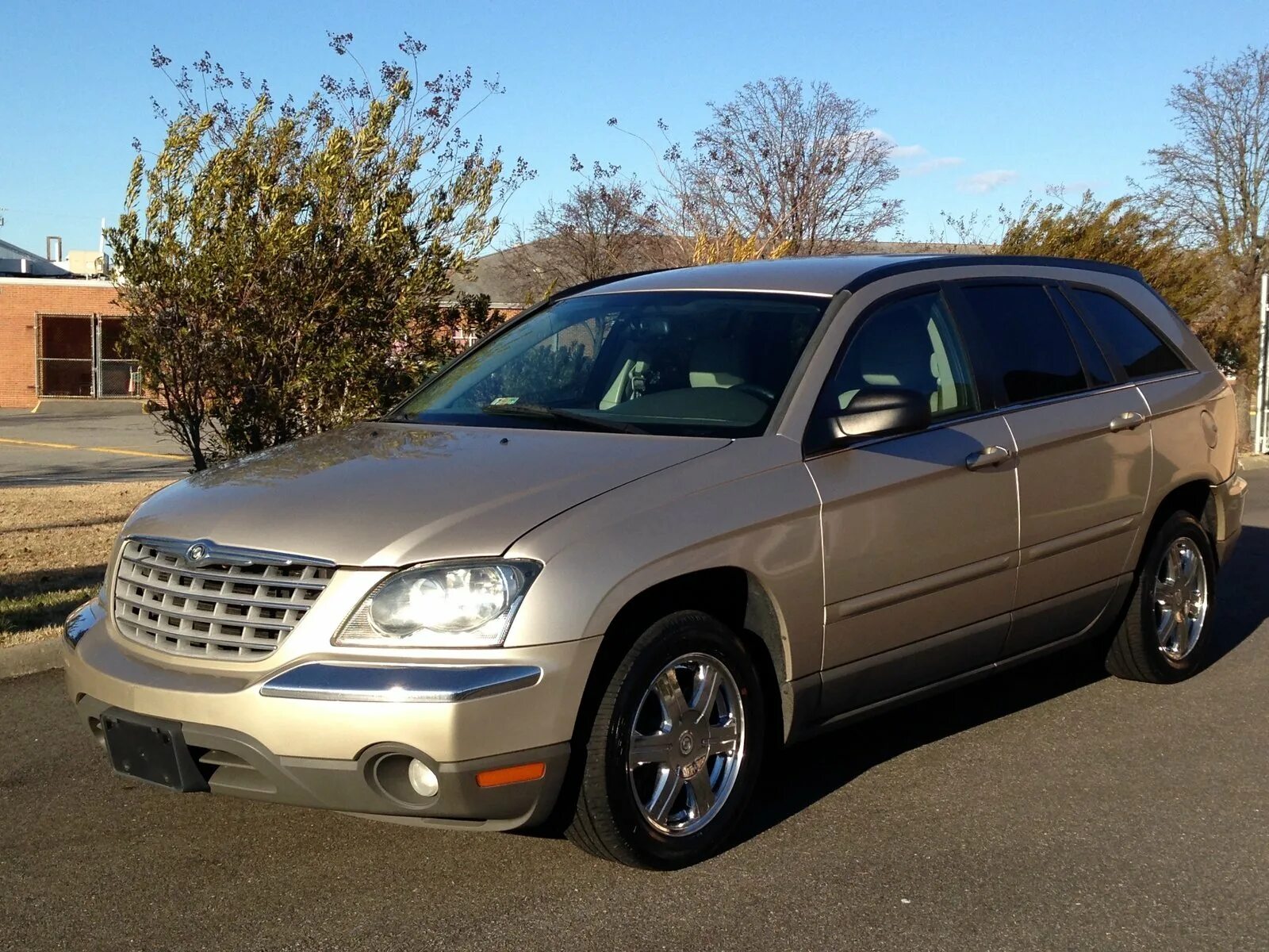 Chrysler pacifica 2004. Пацифика бу. Крайслер пацифика 2004. Крайслер пацифика 2003. Пацифика 3,5.
