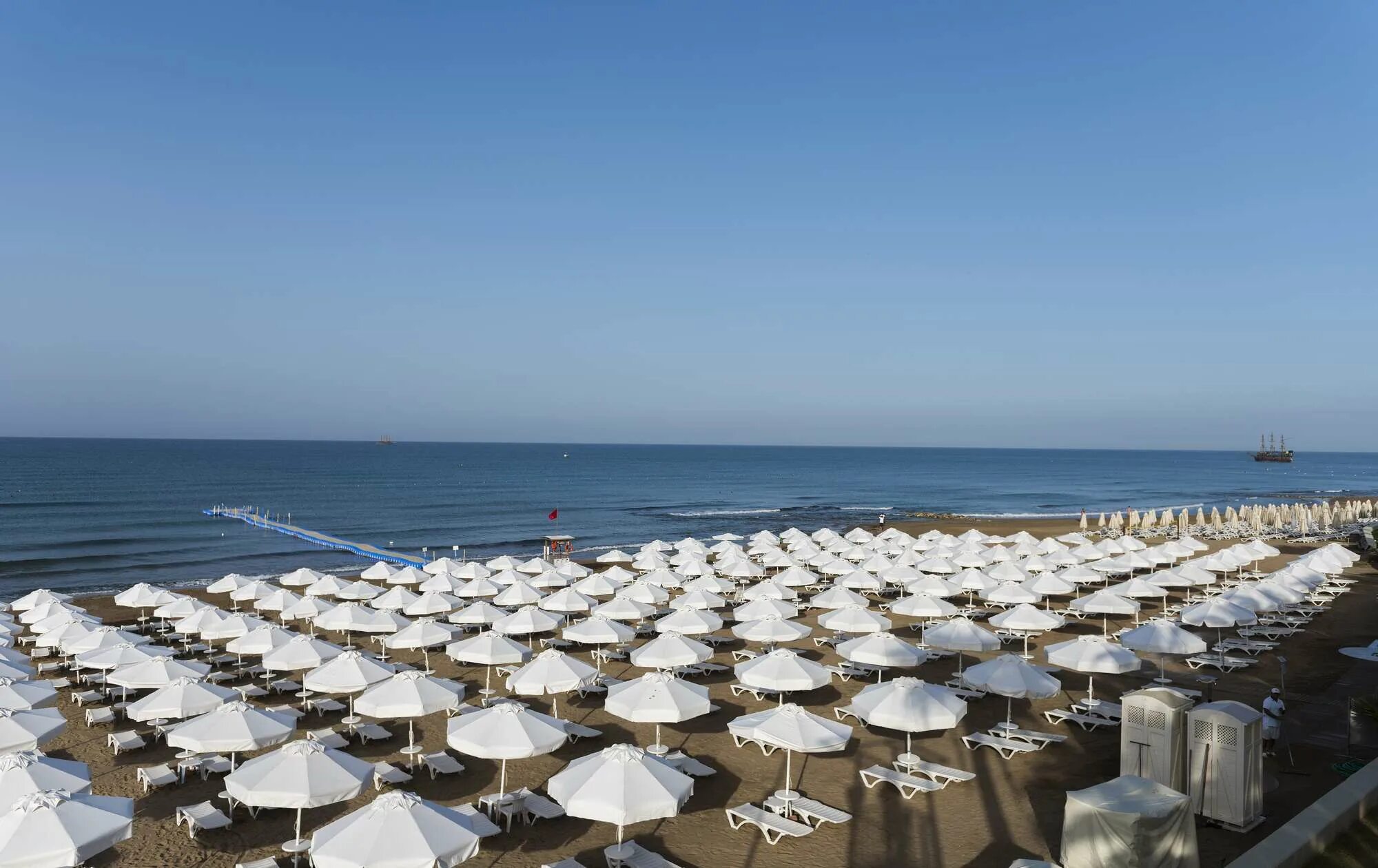 Отель в турции песок. Barut b 4* в сиде. Пляж хорус парадиз. Пляж акьярлар бодрум. Турция сиде пляж.