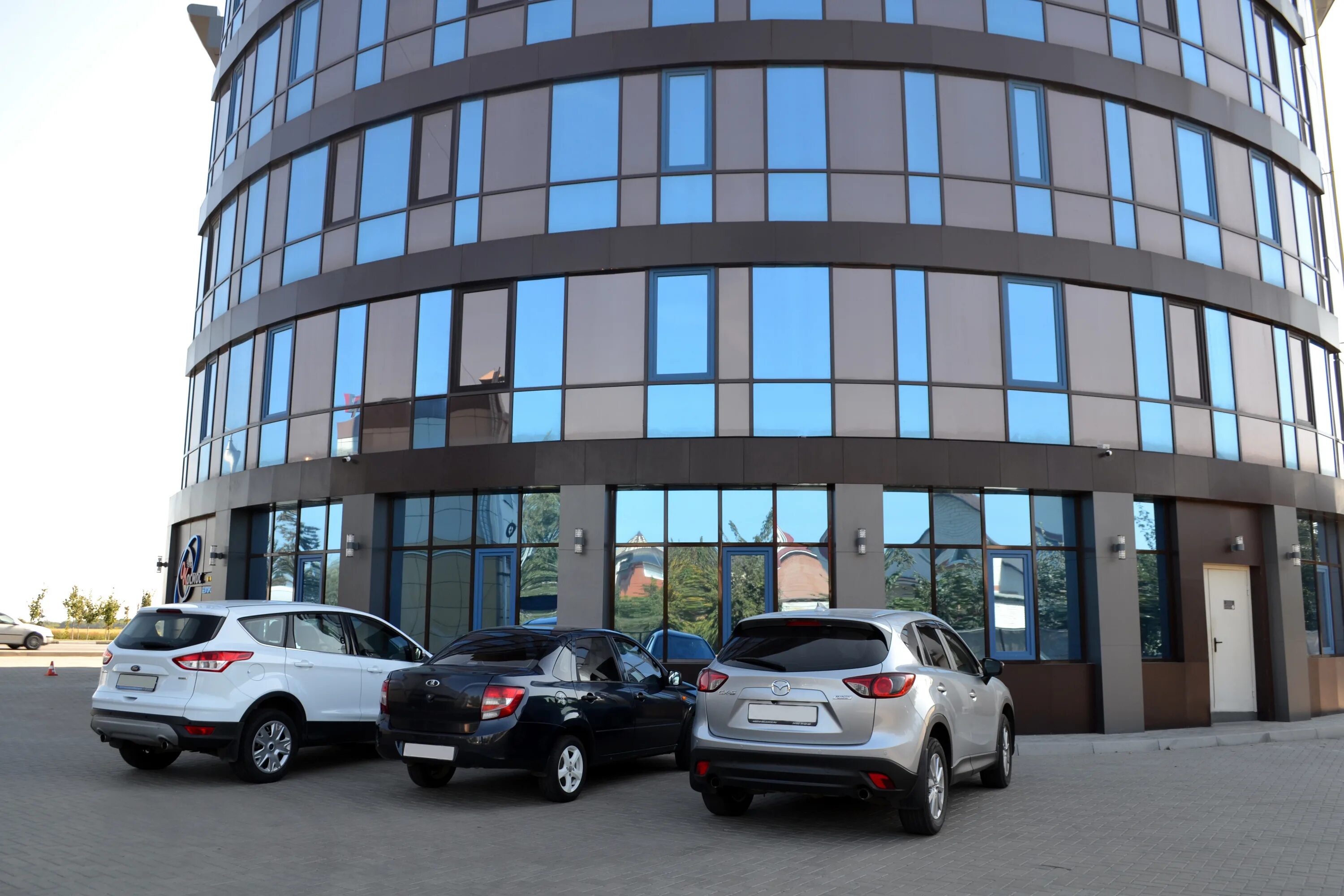 Гк белгород. Белогорье гостиничный комплекс. Отель белгород в белгороде. Отель white hill hotel белгород. Гостиница белгород люкс.