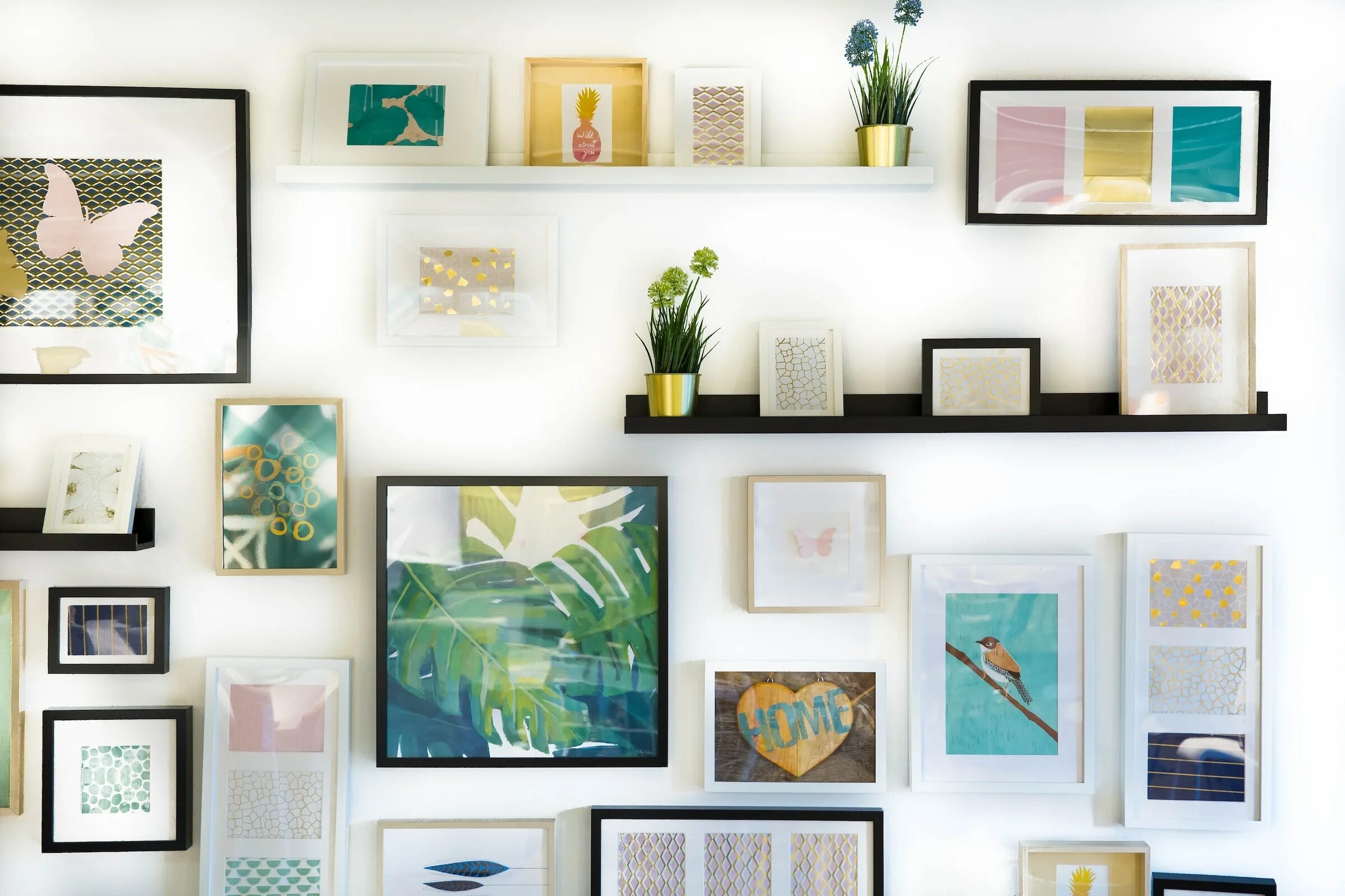Frames display