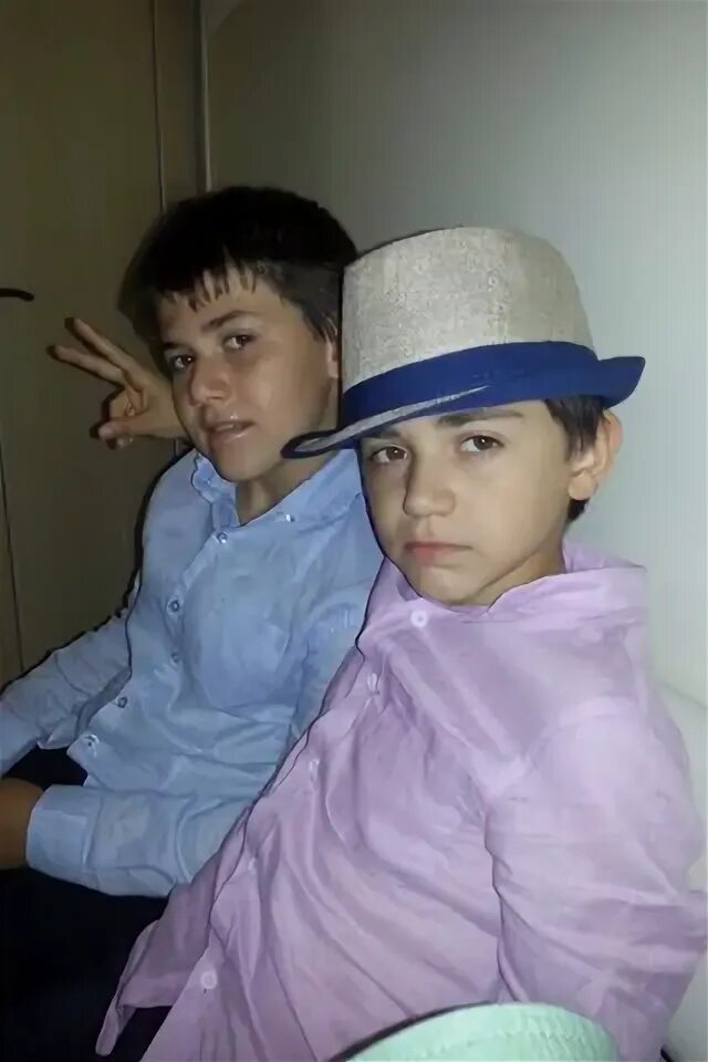 Парень с каре подросток. Дени 19. Дени 19. Дени 19. Дени 19.