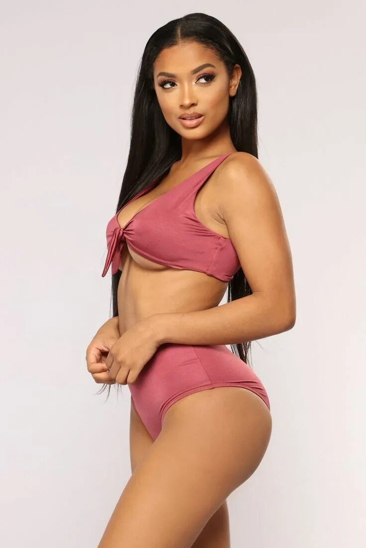 Nova models. Fashion nova модели. fashion nova models.