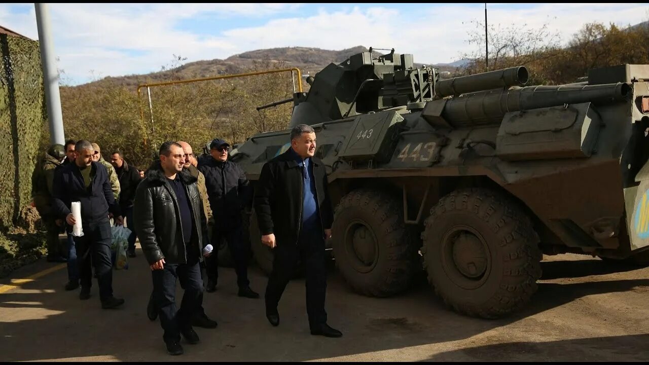 Российские миротворцы в Абхазии. Степанакерт база миротворцев. Парад миротворцев в Степанакерте. Миротворцы в Арцахе. Азербайджан победить