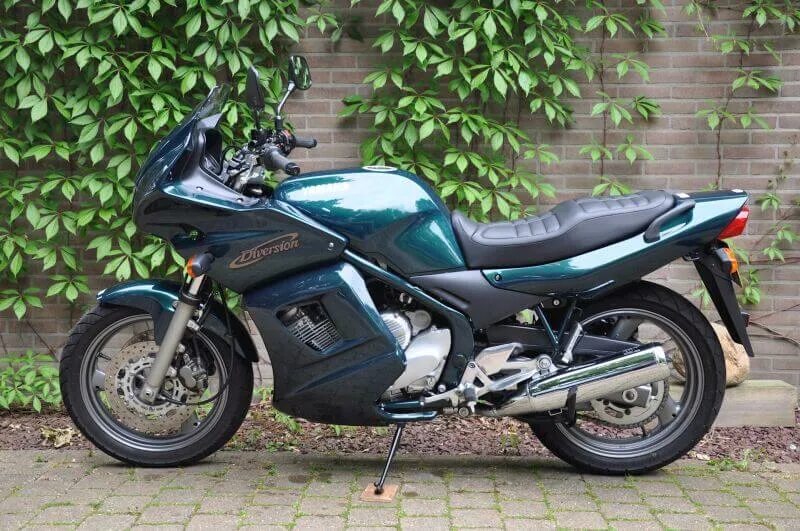 Yamaha xj 600 s diversion 1996 перетяжка сидения. Yamaha xj600s diversion. Yamaha xj600s. Yamaha xj600s. Yamaha xj600s.