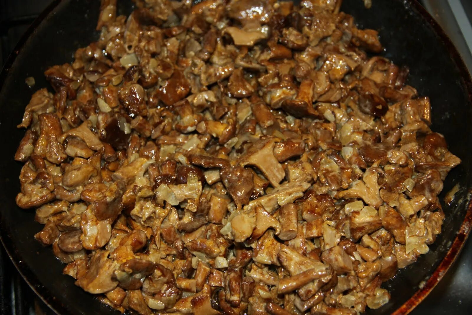 лисичка со сладостями. картошка с лисичками в духовке. жареная картошка с лисичками. куриная грудка с лисичками. лисички в сметане.