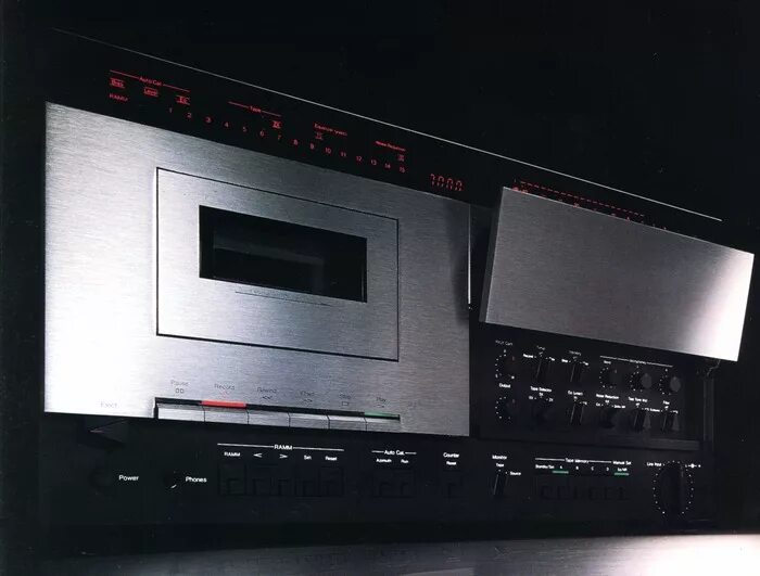 Nakamichi 700zxl. Nakamichi 700. Nakamichi 600. Магнитофон Nakamichi.