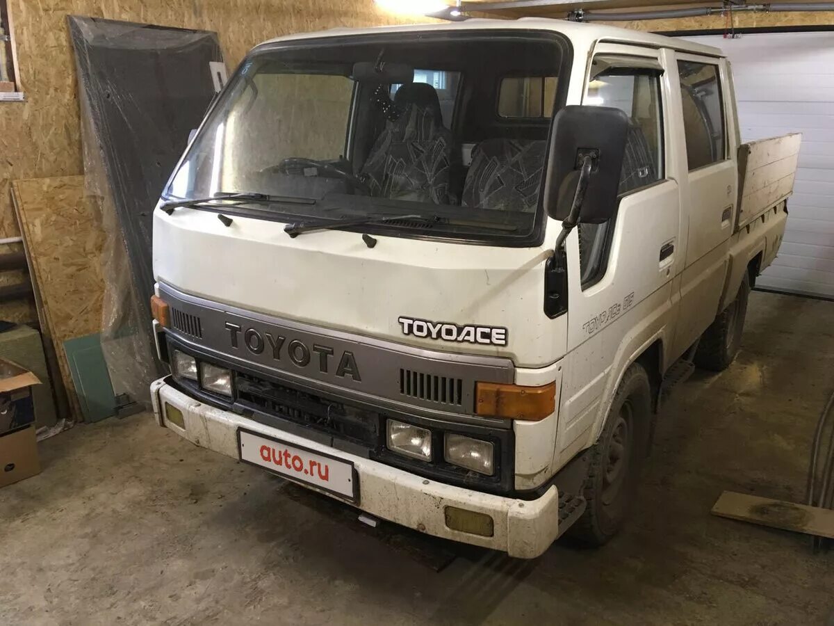 Тойоайс грузовик. Toyota TOYOACE. Грузовая Toyota TOYOACE. Тойота Тойоайс грузовик 1995 года. Грузовик Toyota TOYOACE 1984.