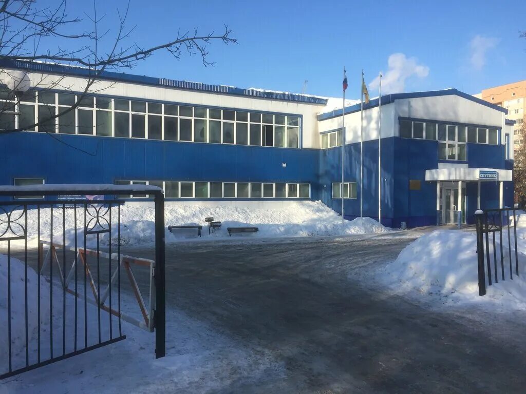 Магазины в спутнике пенза. Тренажерный зал город пенза засечное. Спутник зима 2020 пенза. Фитнес центр. Олимпийская 4 пенза спутник фото.