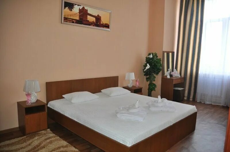 гостиничный комплекс родник г кыштым. акрополь кыштым кафе. гостиница кыштым. сауна кыштым колизей номер телефона. гостиница кыштым акрополь.