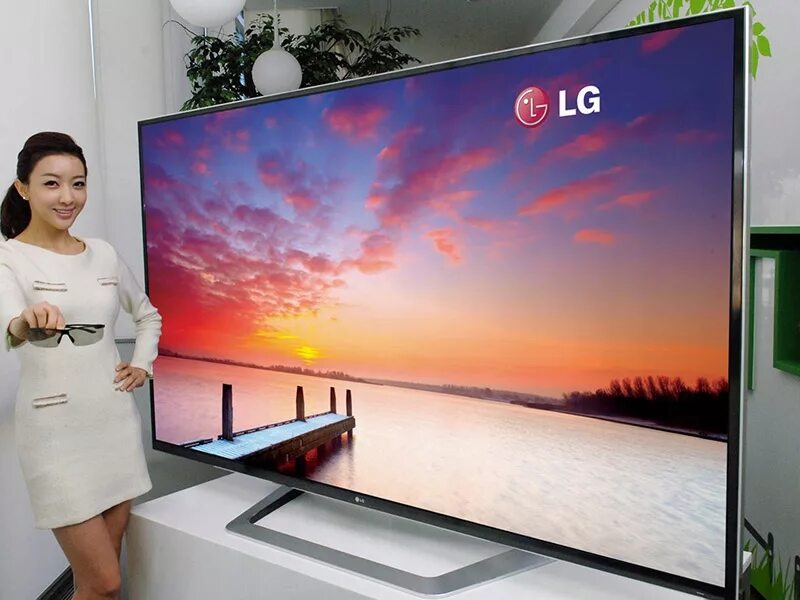 Lg 10 телевизор. Телевизор лж 85 дюймов. Телевизор LG 75 дюймов.