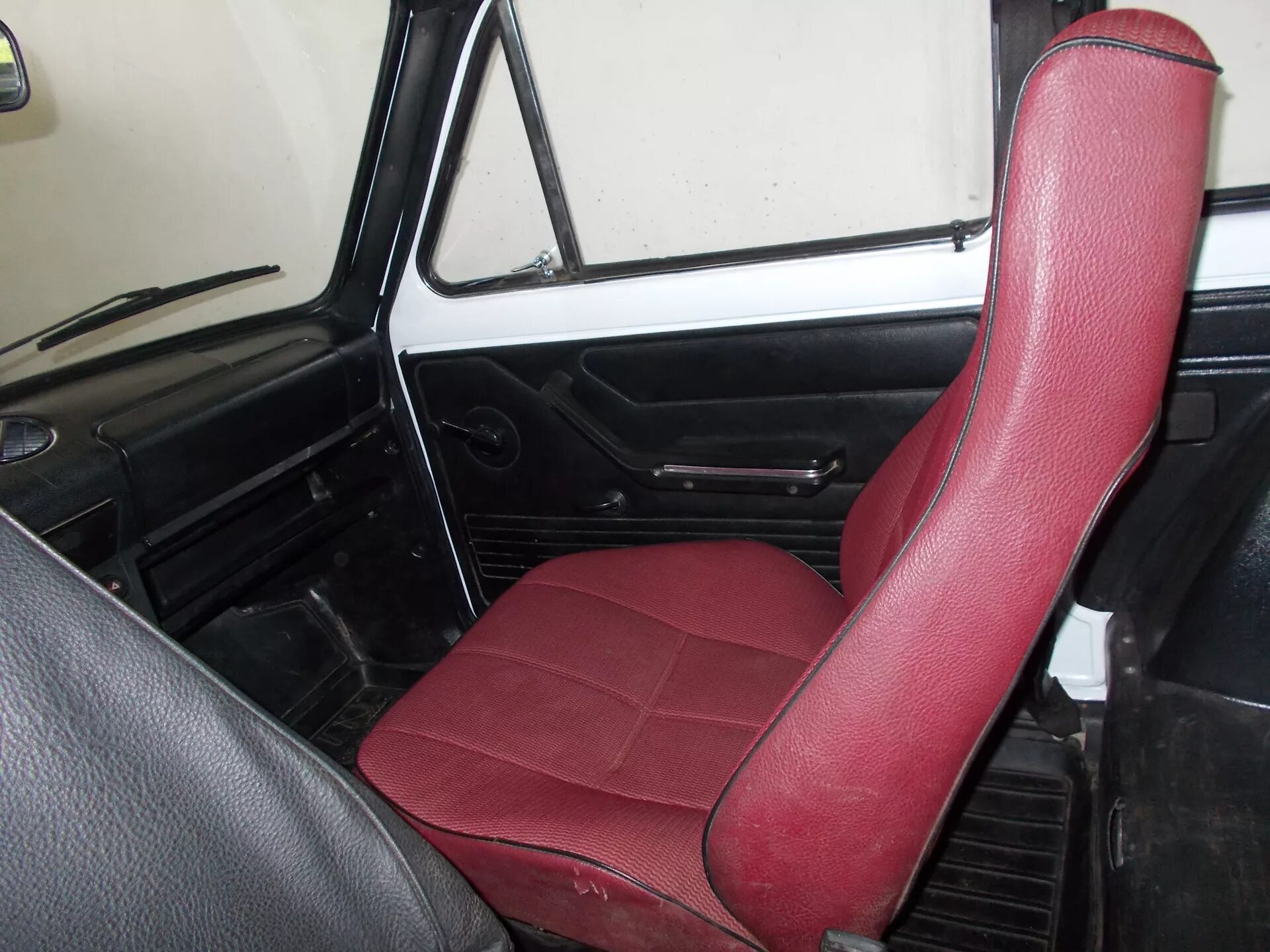 Сиденья ваз 2107. Салон ваз 2106 сиденья. Переднее сиденье ваз 2110. Сиденья ваз 2107. Передние сиденья ваз 2109.