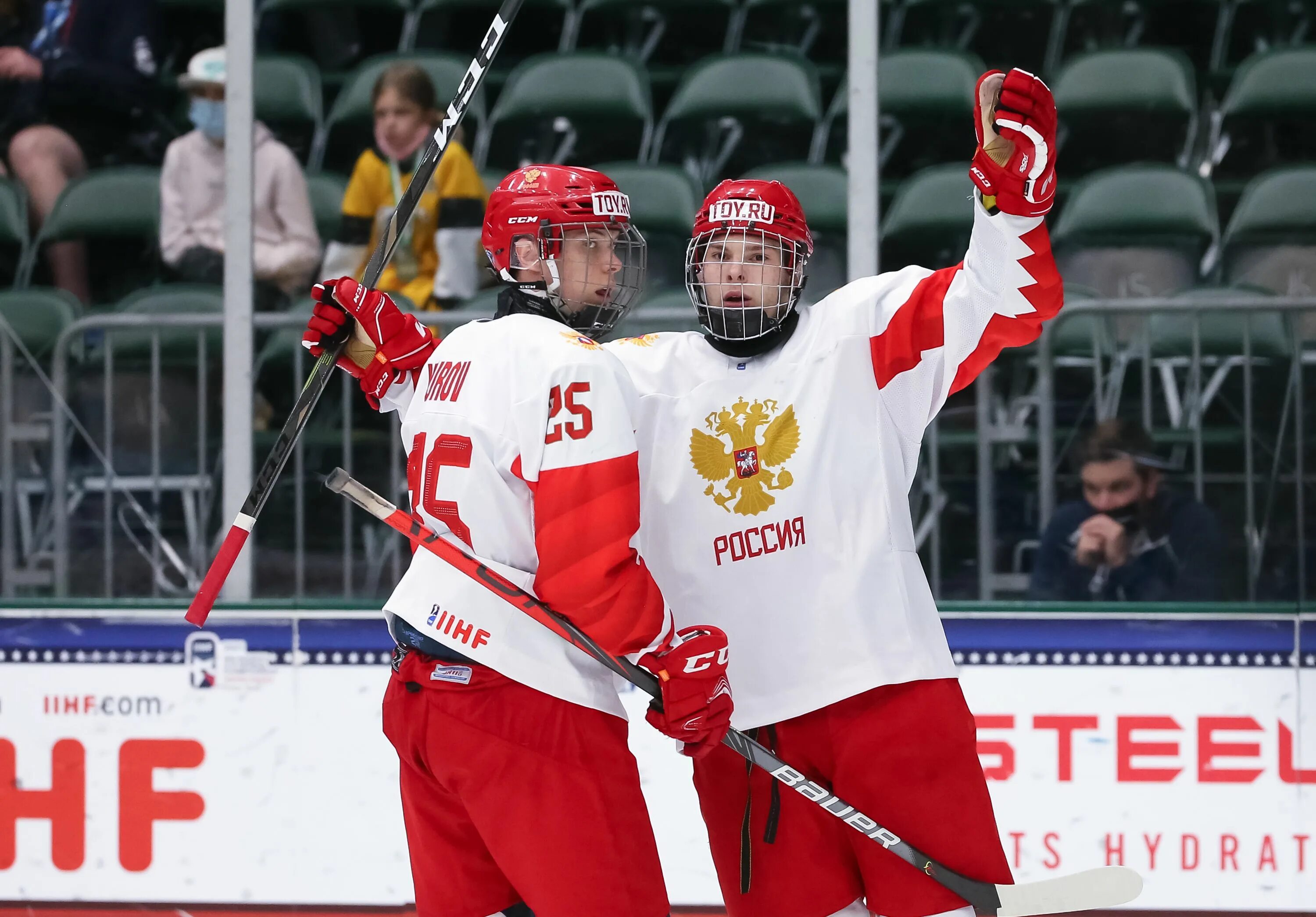 ЮЧМ 2021 по хоккею Россия Канада. Хоккей Россия Канада 2021.