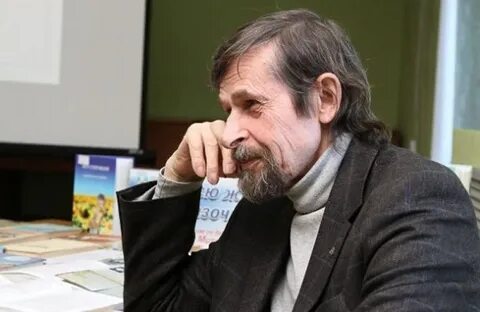 Политик автор