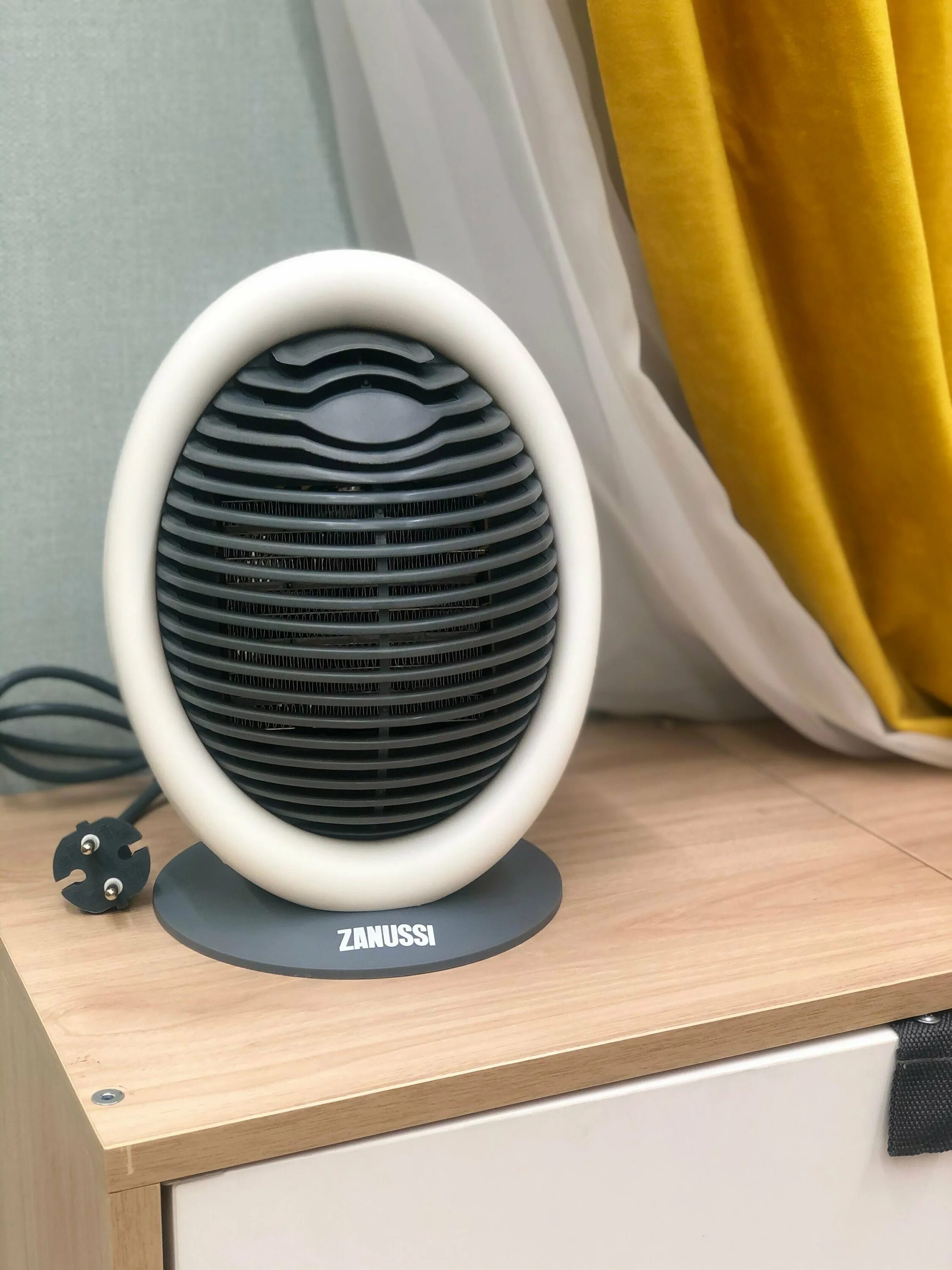 тепловентилятор zanussi zfh/c-405 red. тепловентилятор керамический zanussi zfh/c-405. тепловентилятор zanussi zfh/c-410. тепловентилятор zanussi zfh c 405. тепловентилятор zanussi zfh c 405.