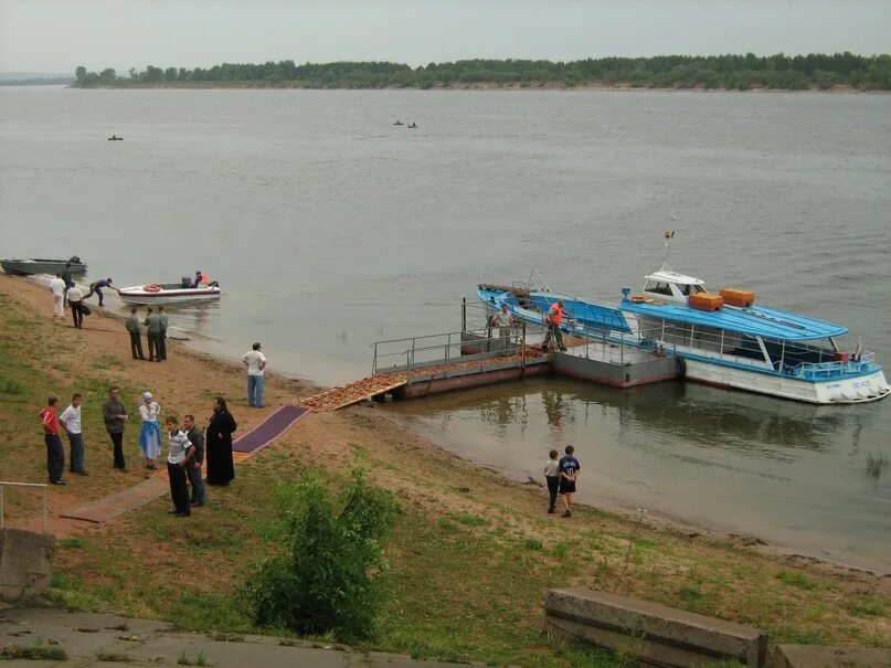 Пристань Кстово. Кстово Нижегородская область Пристань. Кстово причал. Старое Кстово причал архив.