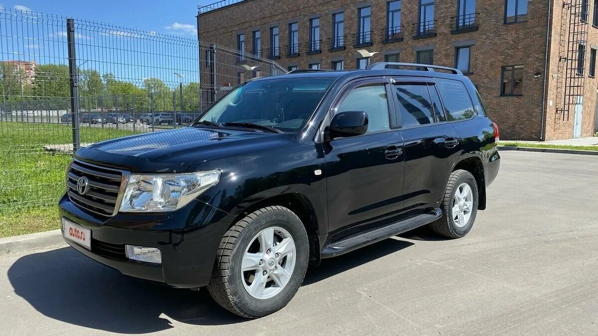 тонер на toyota land cruiser 200 2010. крузак 200 2010. тойота ленд крузер 200 2010 года. тойота ленд крузер 2010 года. крузак 200 2010.