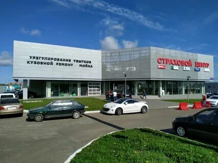 Космонавтов 71