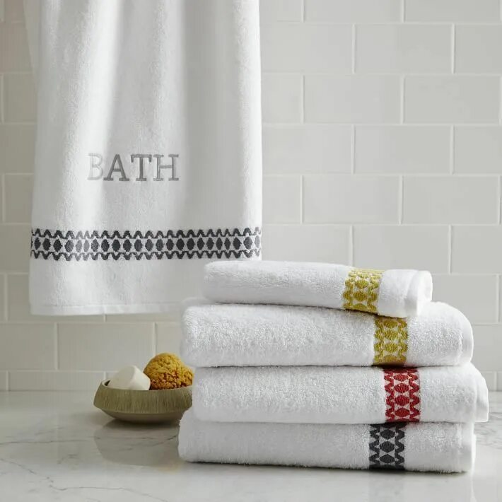 Дизайн полотенца. Дизайнерские полотенца. Цвет полотенца для ванных. Красивое ресторанное полотенце. Современные дизайны полотенец.