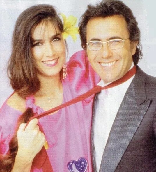 Al bano and Romina Power 2009 ''Greatest Hits''. Al bano and Romina Power in Bulgaria 8 novembre 2022.