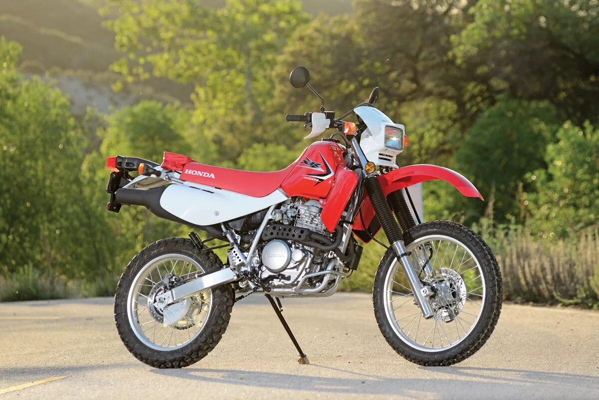 Хонда хр. Honda xr650r. Honda XR 650. Honda xr650l Adventure. Honda xr650r 2012.