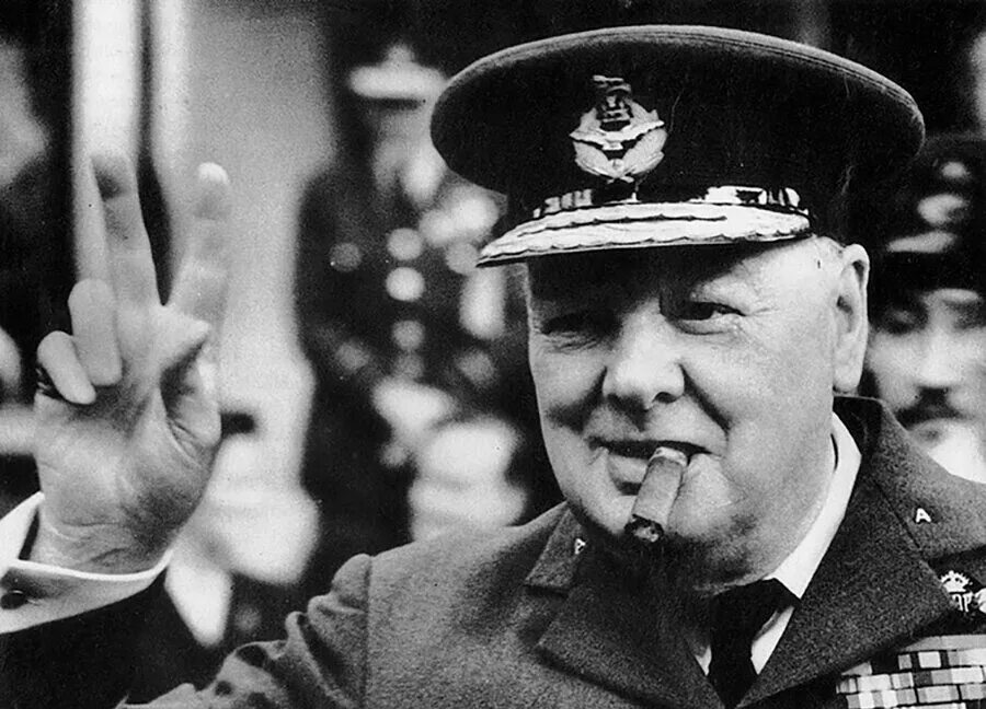 2 мировая черчилля. Уинстон Черчилль (1940-2010). Уинстон Черчилль фото. Уинстон Черчилль в военной форме. Черчилль 1941.