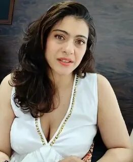 200 Bollywood Actress Kajol Cleavage Kajol Devgan HD Photos Kajol.