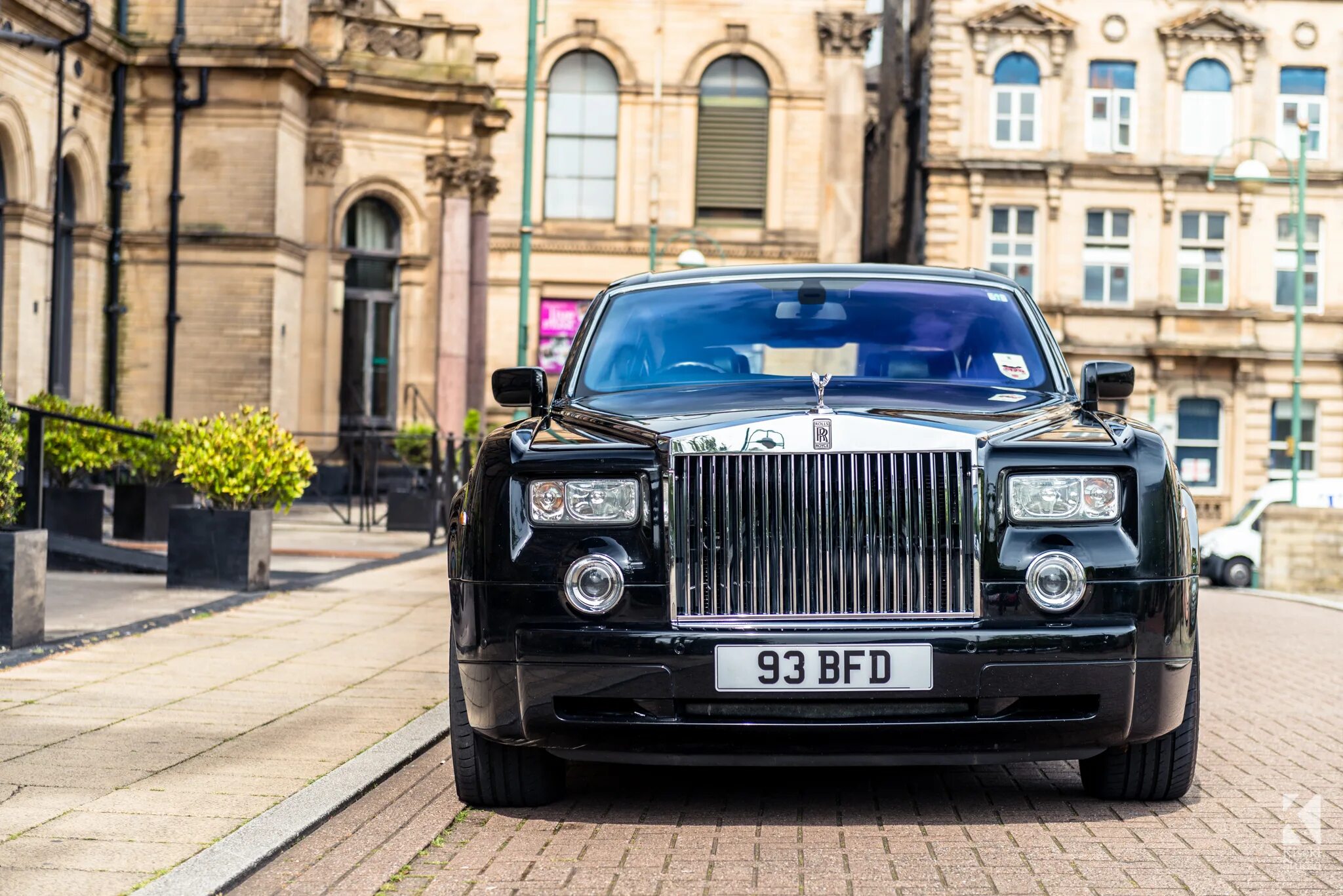 Где роллс ройс. Роллс Ройс. Машина Роллс Ройс. Rolls Royce Phantom. Роллс Ройс 1861.