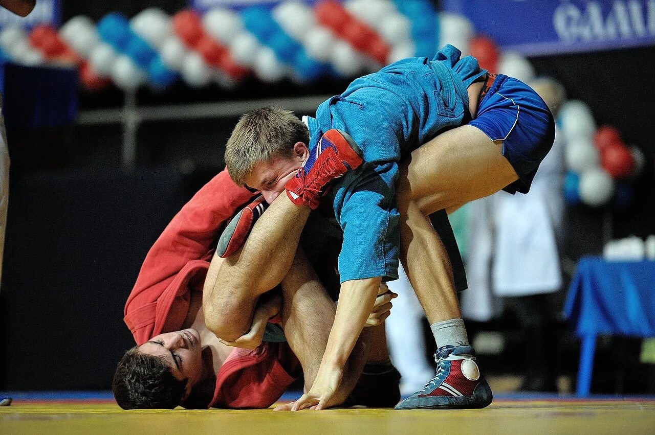 Кубок мчс россии по самбо. Чемпионат по самбо среди студентов. Самбо студенты. Самбо кстово. Студенческая лига самбо когда и где.