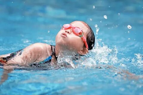 Kid swimmer