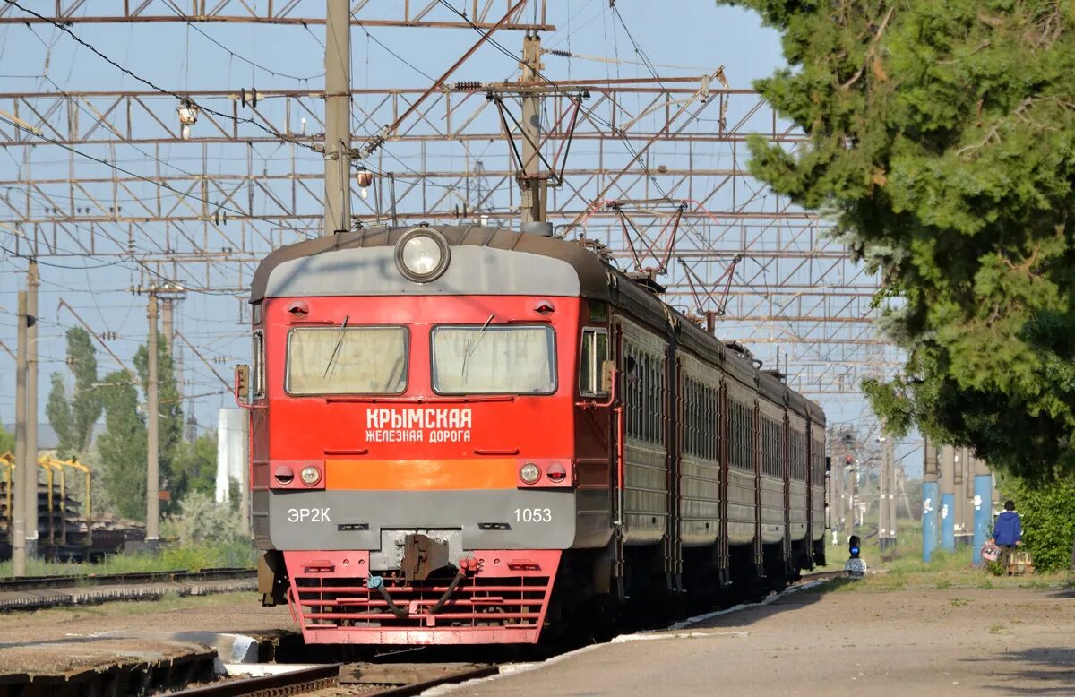 Эр2к 1053. Эр2 электропоезд. Эр2к Крымская железная дорога. Эр2т 7181.