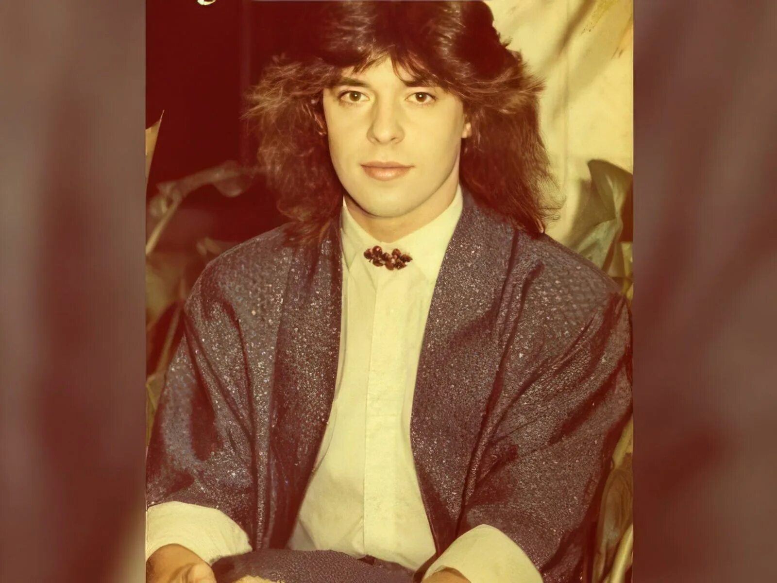 Виктор иванович белоусов отец жени белоусова. Сколько лет жени белоусову. Женя белоусов. Женя белая. Сколько лет жени белоусову.