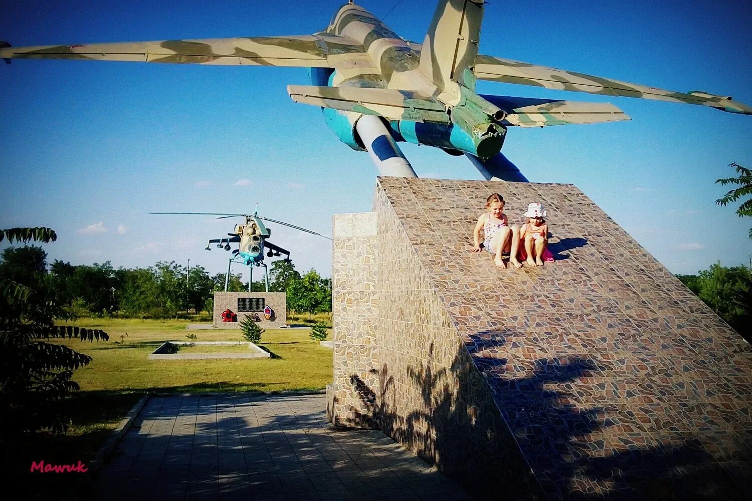 Буденновск ставропольский край 1. Город Буденновск Ставропольский край. Родина мать Буденновск. Ставропольский край город Буденовск памятники. Г Буденновск Ставропольского достопримечательности.