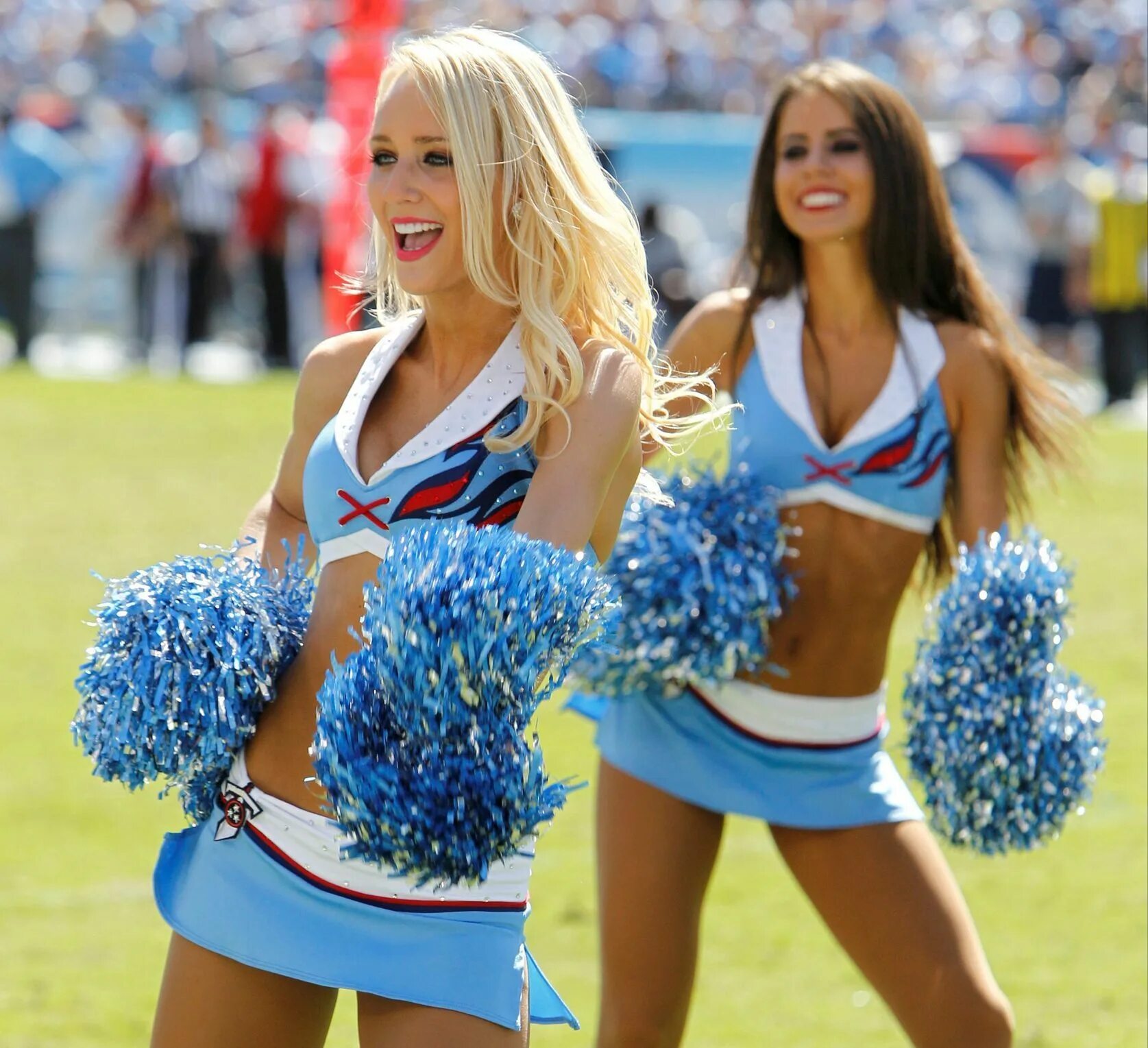 Группа поддержки девушки. Американский черлидинг. Американские черлидеры. Группа черлидерш. Черлидерши видео.