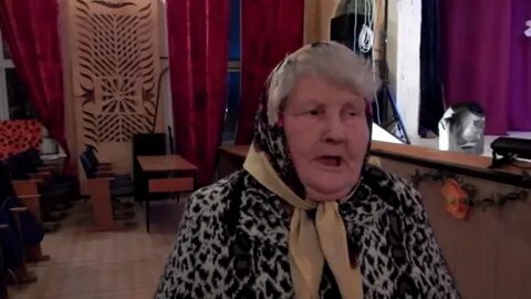 Бабушка на концерте