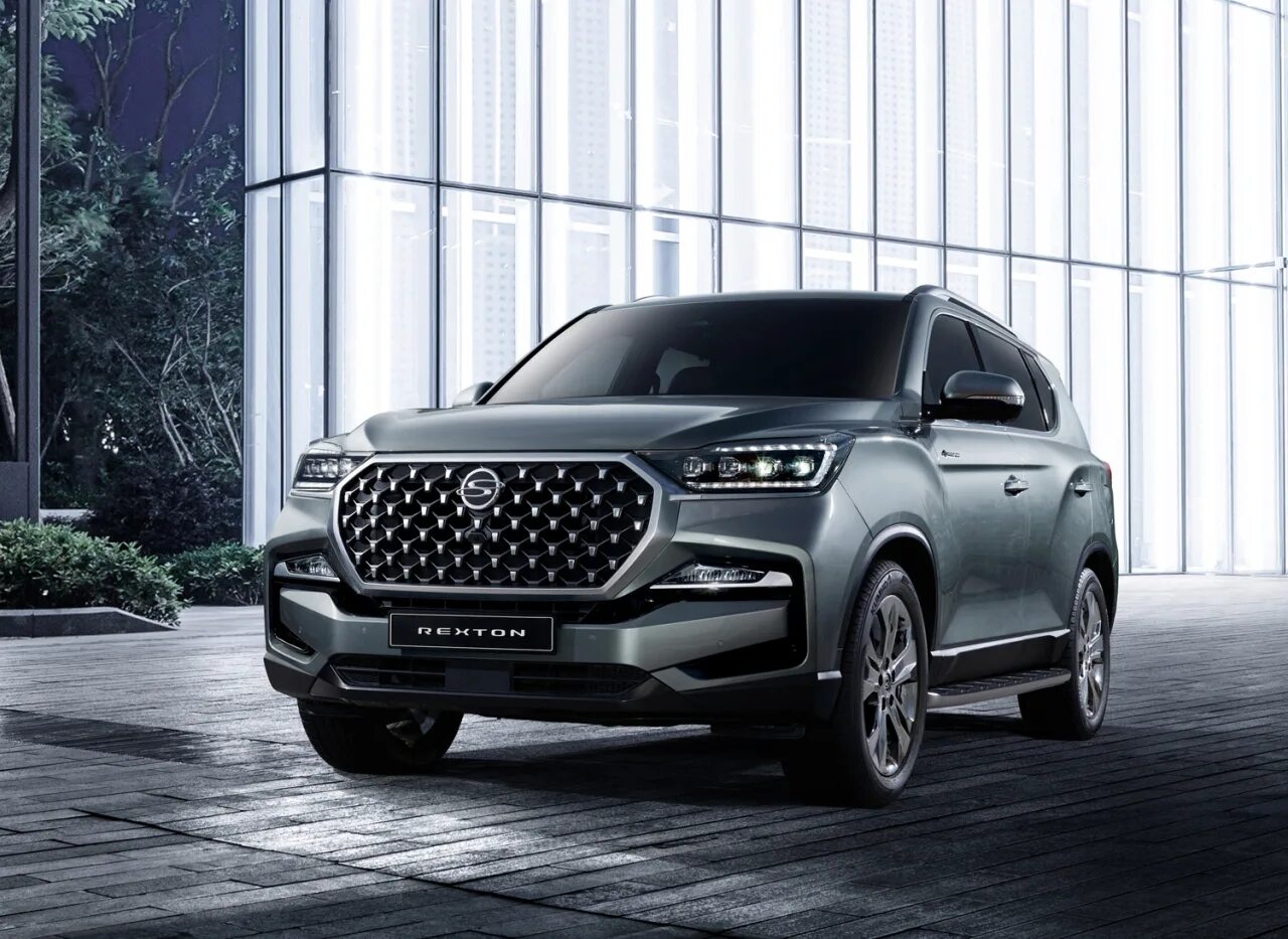 Рекстон санг йонг 2021 новый. Ssangyong motor company. Ssangyong motor. Санг енг xiv. Ssangyong motors значок.