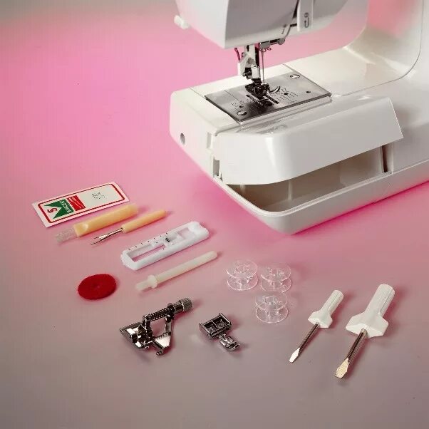 Brother xl6041. маленькие швейные машинки для девочек. набор лапок для швейной машины лидер 550е. швейные машинки для детей 9 лет. машинка для шитья для детей.