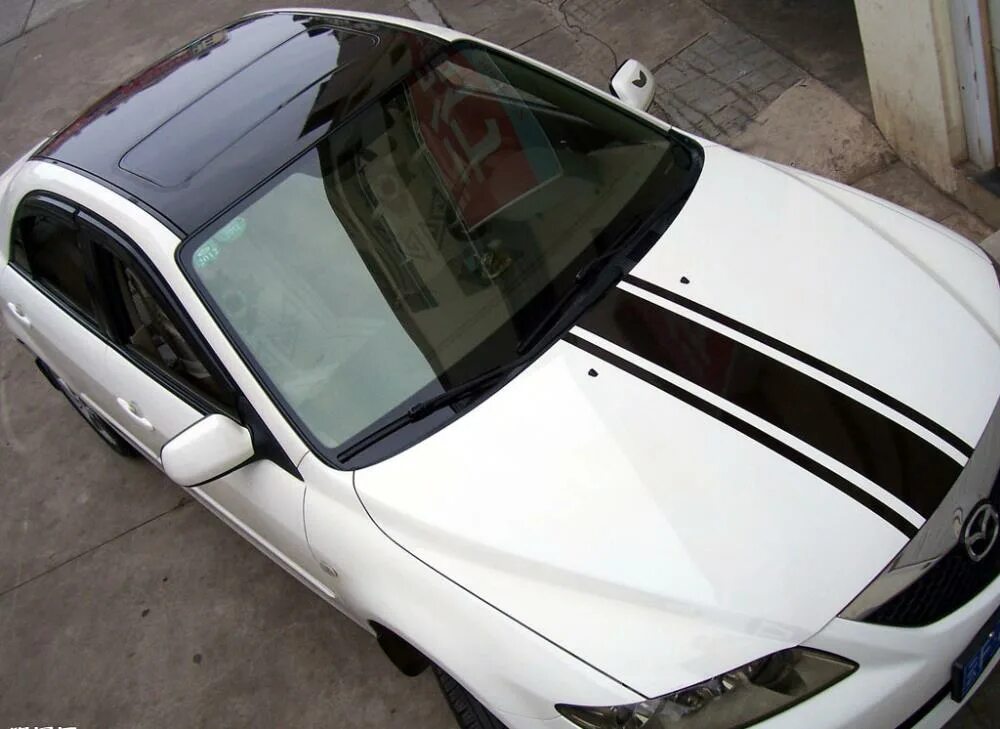 Рено лагуна 3 панорамная крыша. Крыша в черный глянец. Опель астра с черной крышей. Лансер 10 серый с панорамной крышей. Глянцевая крыша авто.