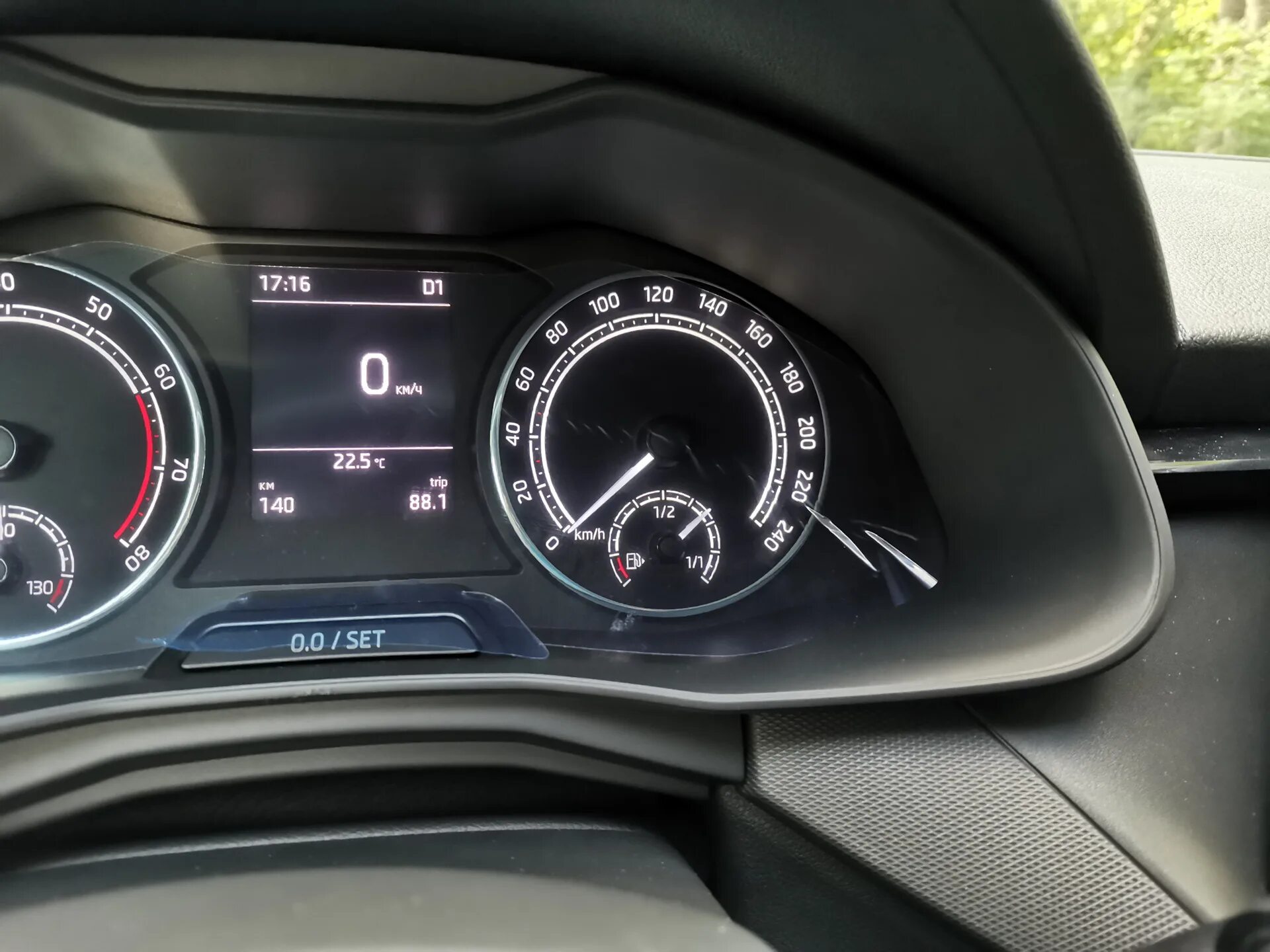 Карбон салона шкода рапид. Панель шкода рапид. Панель шкода рапид 2018. Рапид панель. Панель шкода рапид 2020.