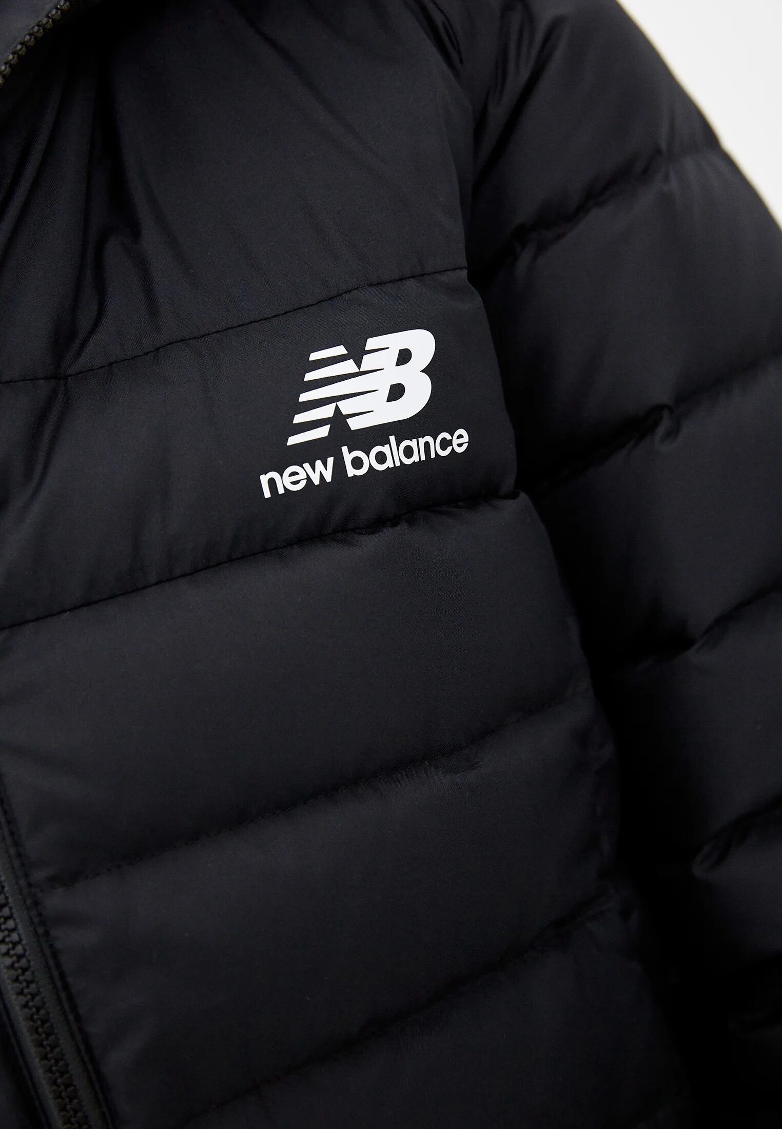 Пуховик нью баланс женские. Куртка nb athletics winterized long down. Пуховик new balance белый. New balance silver пуховик. New balance down jacket.