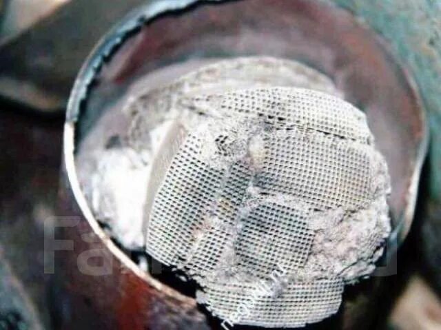 Неисправность катализатора. 6. Неисправность катализатора. Катализатор автомобильный. Оплавленный катализатор.