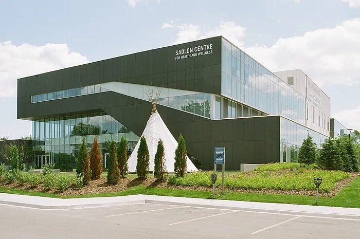 Здание школы и научного центра в австралии — hqroom. Колумбийский университет в нью-йорке факультет архитектуры. The new school university center нью. Университет монаш мельбурн кампус. Parsons school of design кампус.