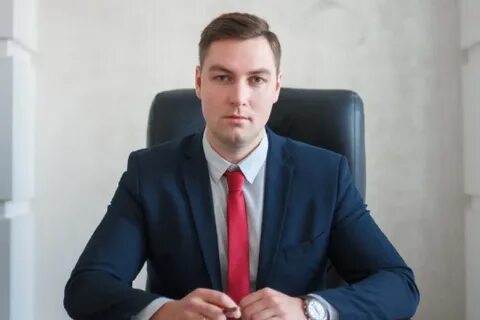 Стройтрест директор