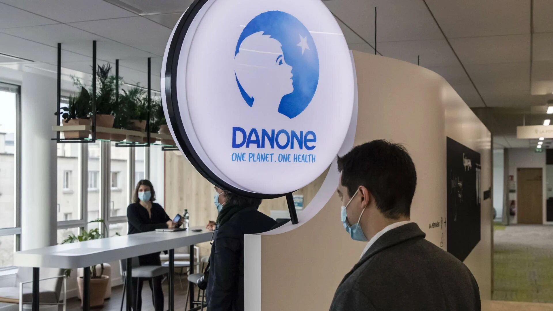 Danone Россия. Danone глобальные бренды. Завод Данон в России. Проекты Данон. Почему отменили данон