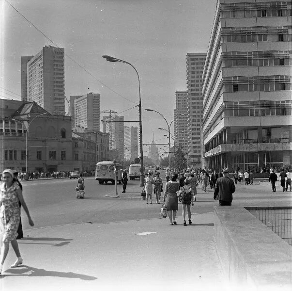 Калининский район москвы ссср. Проспект Калинина Москва 1975. Новый Арбат 1968. Арбат 1970. Проспект Калинина Москва 1968.