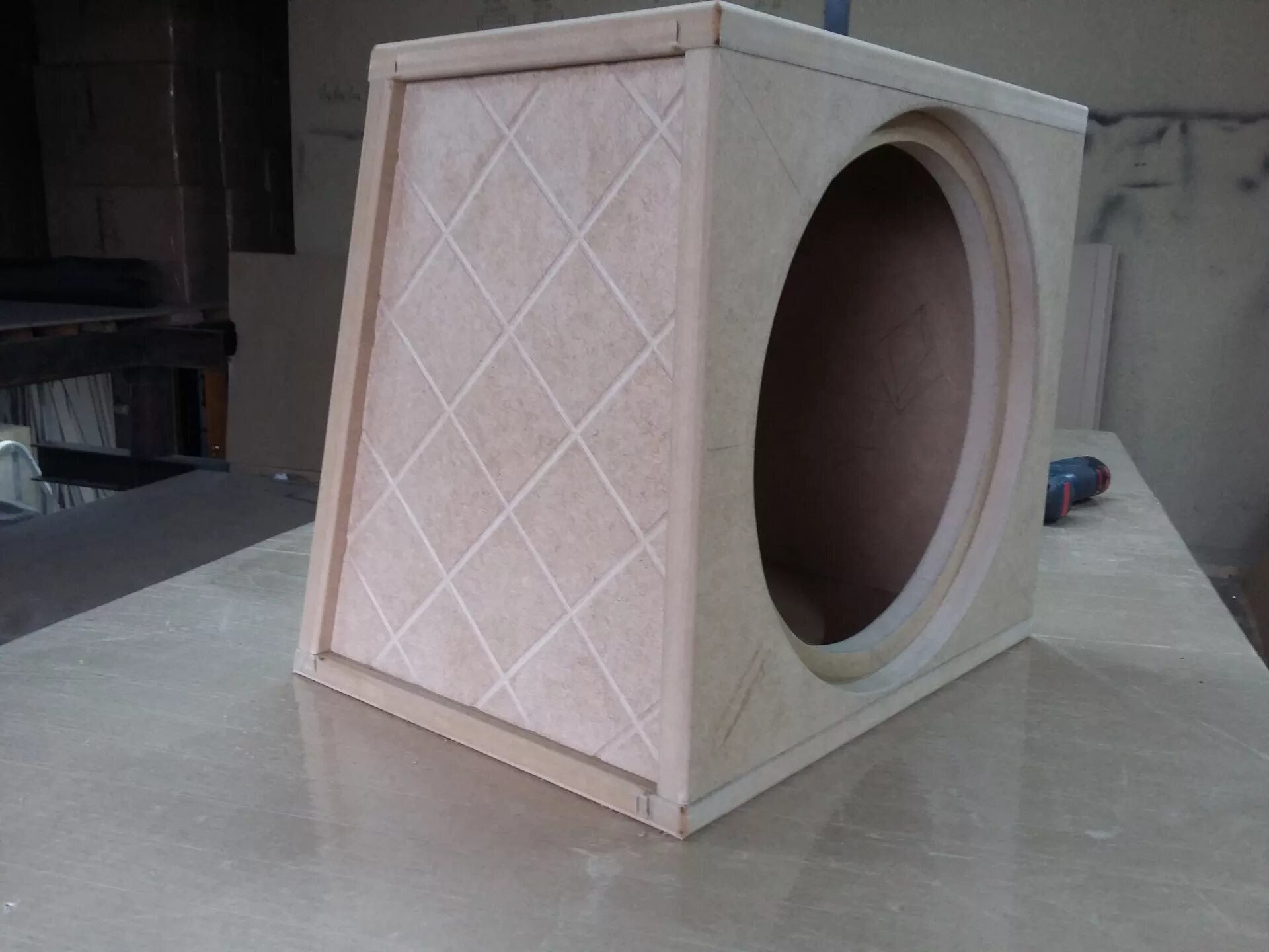 Сабвуфер 15 дюймов в зя. Короб под сабвуфер 15т100. Короб зя 30 литров. Короб зя саб 8 дюймов 12 литров. Сабвуфер 10 дюймов зя.